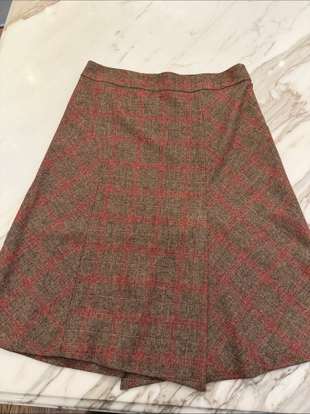 Banana Republic Tweed Plaid A-Line Skirt in Brown and Red
